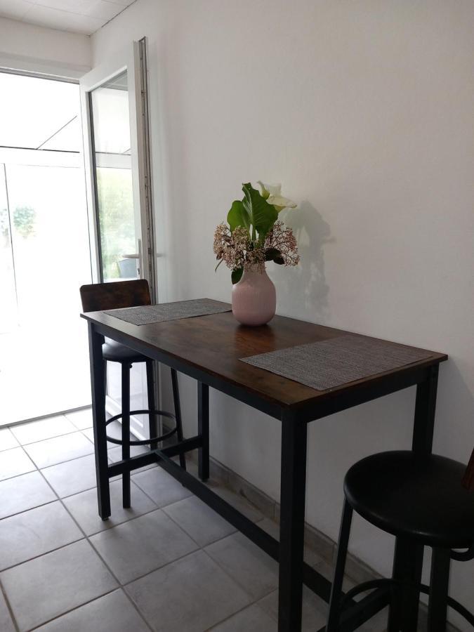 Maison 3 Etoiles Proche Des Plages Pont-lʼAbbé Exteriör bild