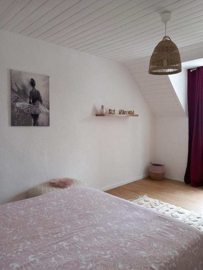 Maison 3 Etoiles Proche Des Plages Pont-lʼAbbé Exteriör bild